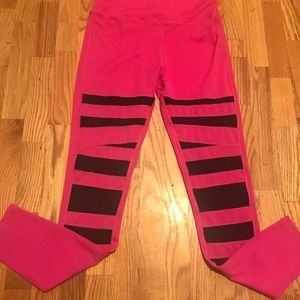 NWOT popfit yoga pants